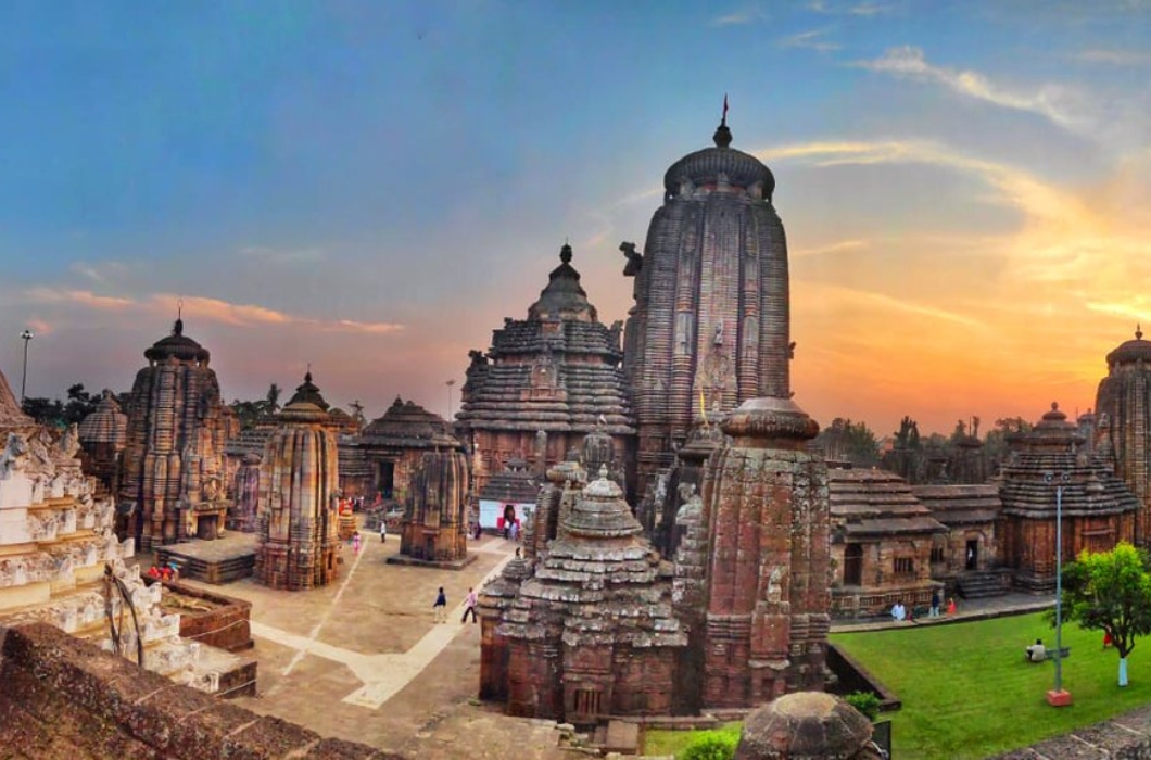 Lingaraj Temple Tour Package
